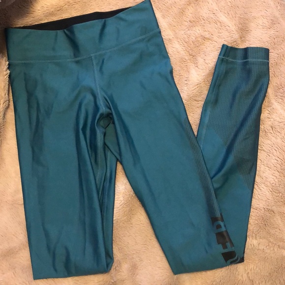 Under Armour Pants - Leggings